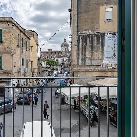 GuestHost - Suite Kemonia - Ballarò Superior Apartment-3