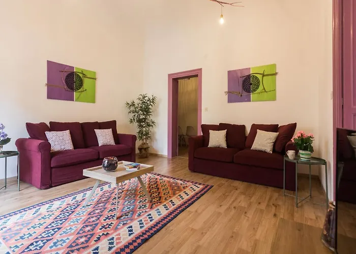 Large Near Politeama 2 Bathrooms Up To 8 Guests